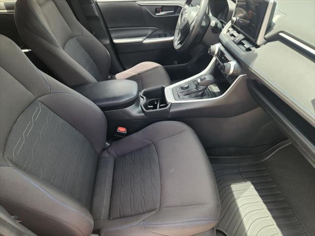 2023 Toyota RAV4 Hybrid SE