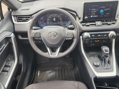 2023 Toyota RAV4 Hybrid SE
