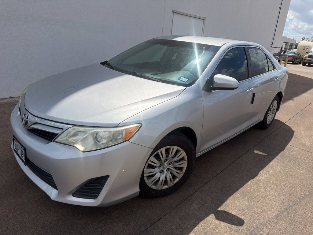2012 Toyota CAMRY LE