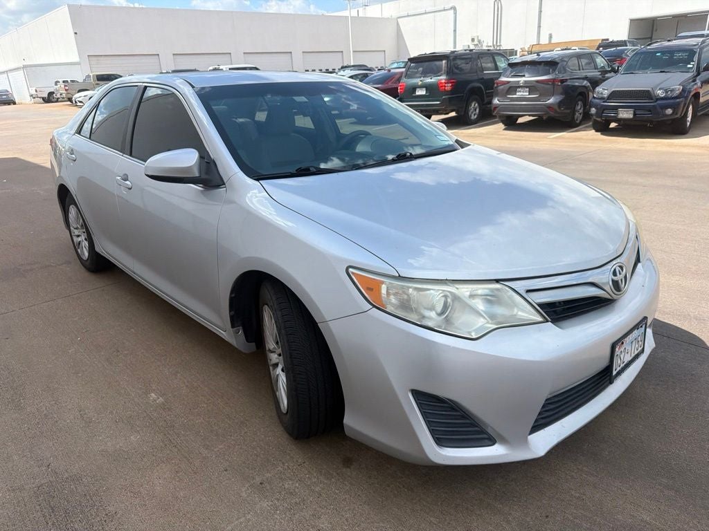 2012 Toyota CAMRY LE