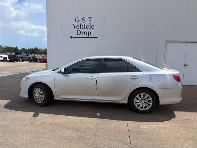 2012 Toyota CAMRY LE