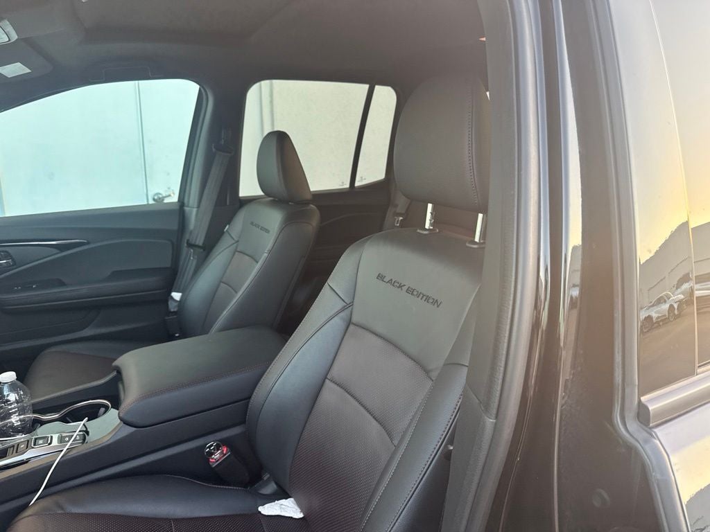 2025 Honda Ridgeline Black Edition