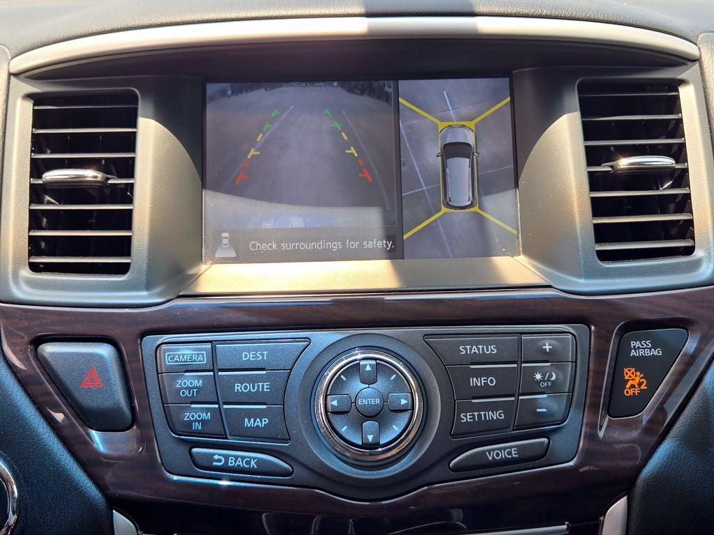 2016 Nissan Pathfinder SL