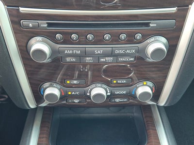 2016 Nissan Pathfinder SL