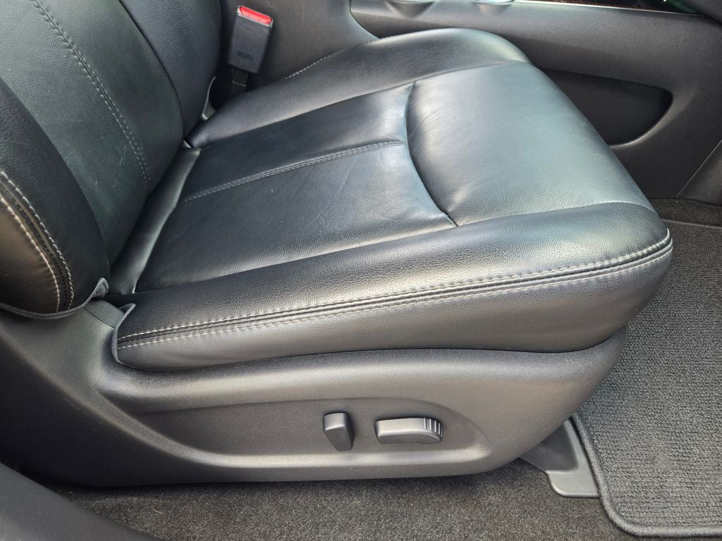 2016 Nissan Pathfinder SL
