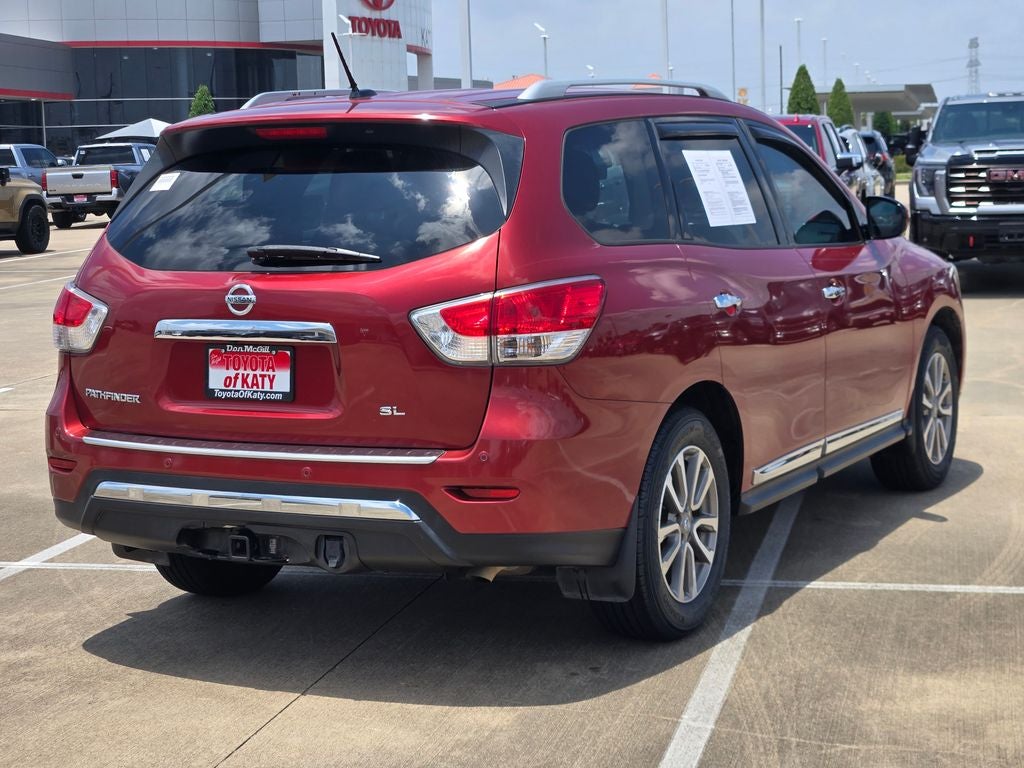 2016 Nissan Pathfinder SL