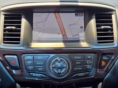 2016 Nissan Pathfinder SL
