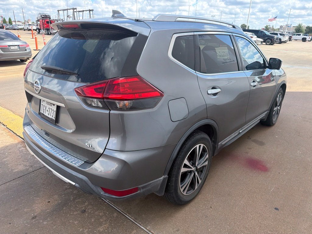 2017 Nissan Rogue SL