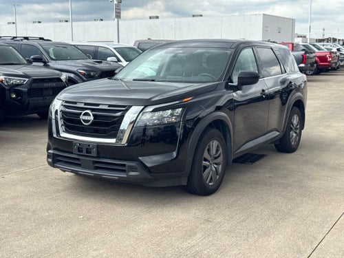 2025 Nissan Pathfinder S