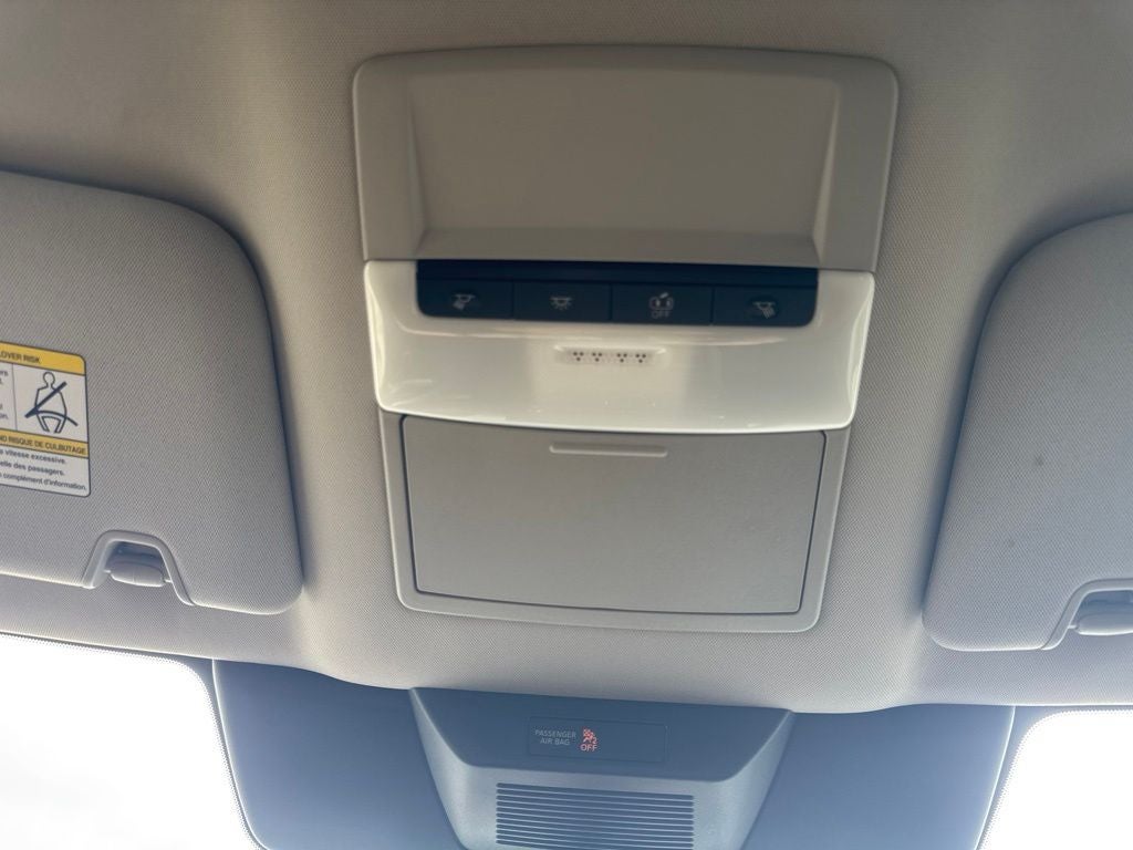 2025 Nissan Pathfinder S