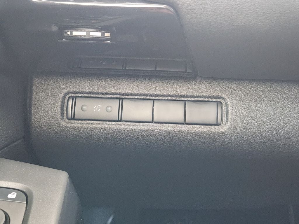 2025 Nissan Pathfinder S