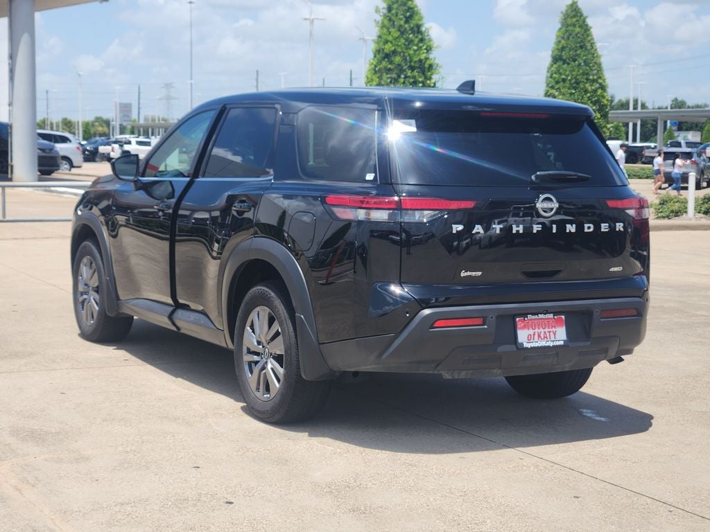 2025 Nissan Pathfinder S