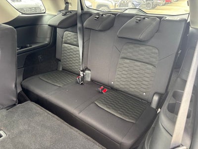 2025 Nissan Pathfinder S