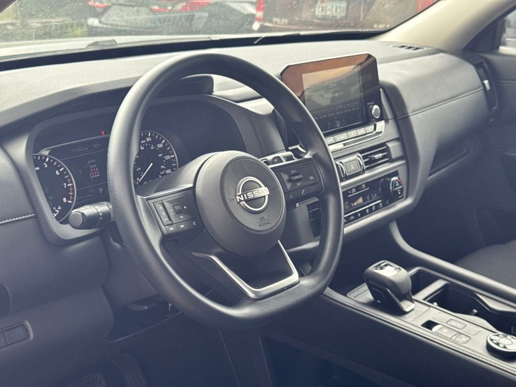 2025 Nissan Pathfinder S