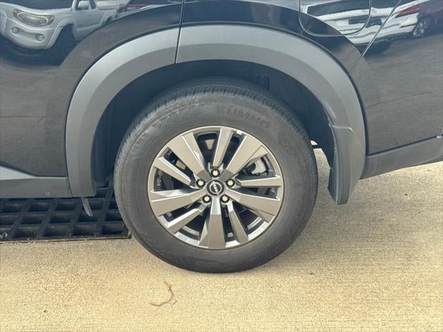 2025 Nissan Pathfinder S