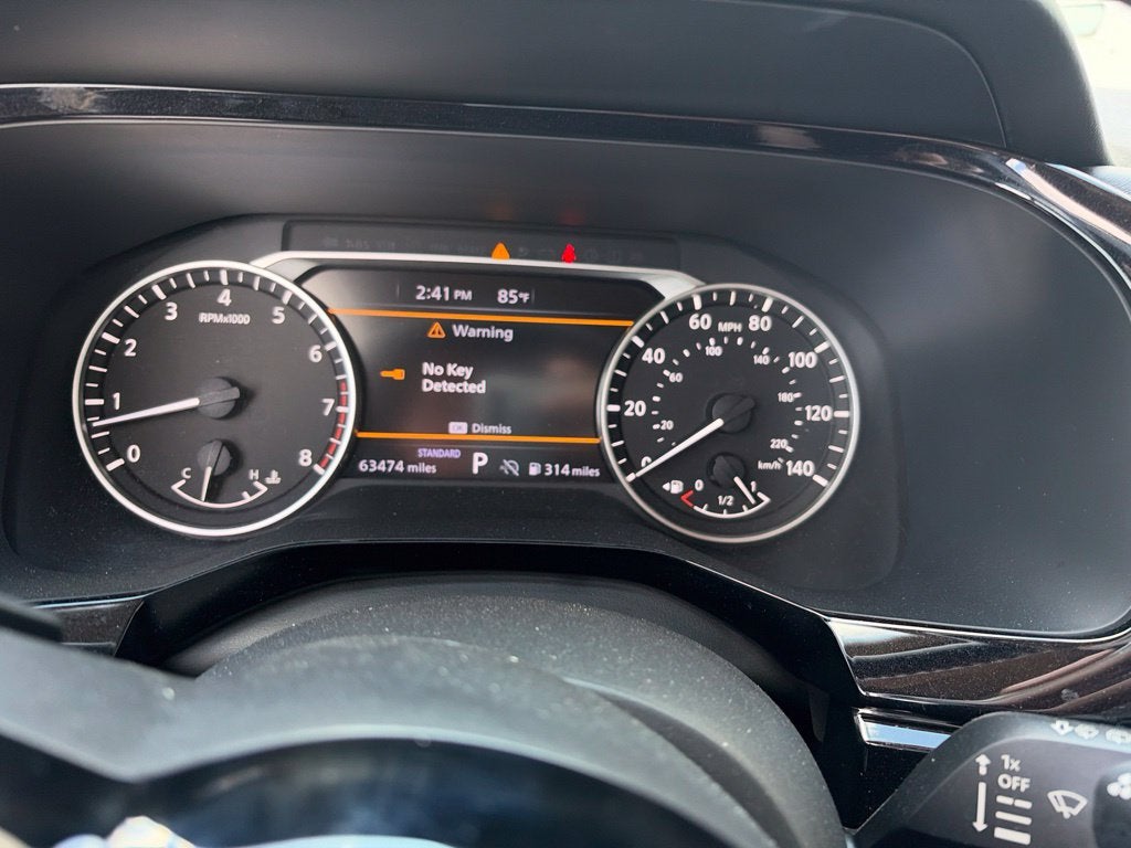 2022 Nissan Pathfinder SV