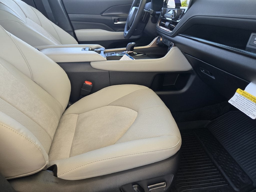 2026 Toyota Grand Highlander Hybrid Hybrid MAX Platinum