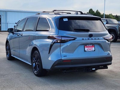 2024 Toyota Sienna Woodland Edition