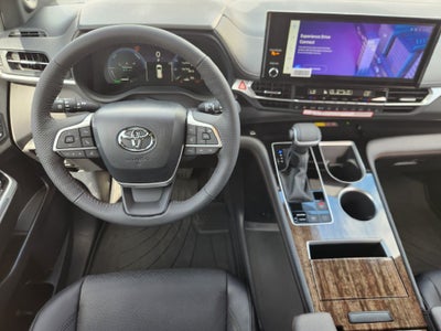 2026 Toyota Sienna Platinum 7 Passenger