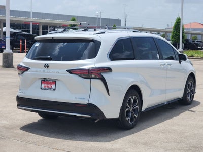 2026 Toyota Sienna Platinum 7 Passenger