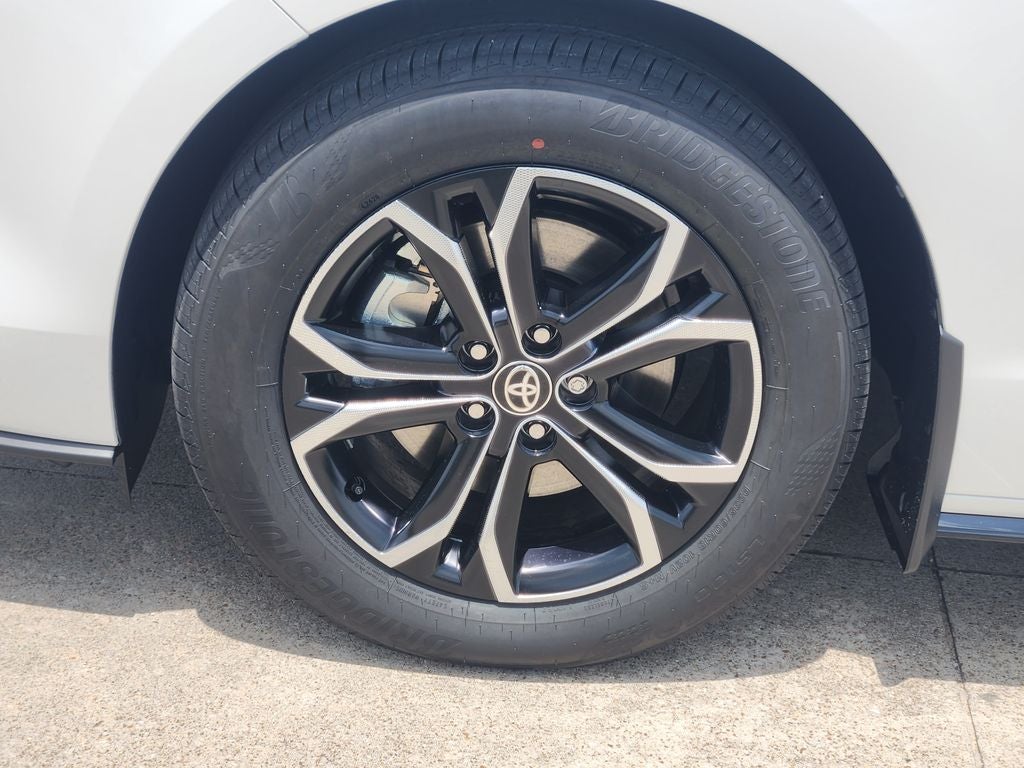 2026 Toyota Sienna Platinum 7 Passenger