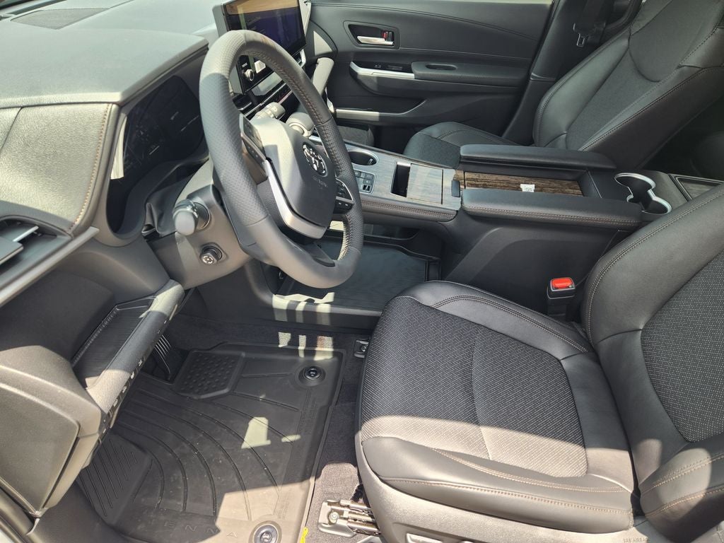 2026 Toyota Sienna Platinum 7 Passenger