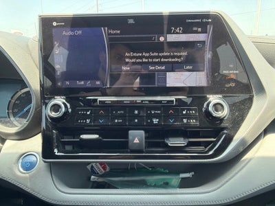 2021 Toyota Highlander Hybrid Platinum