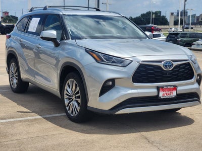 2021 Toyota Highlander Hybrid Platinum