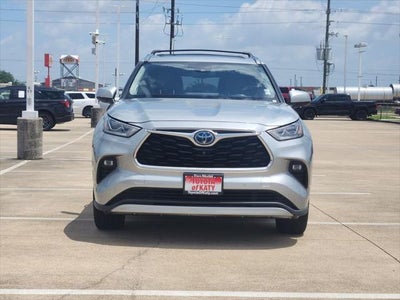 2021 Toyota Highlander Hybrid Platinum