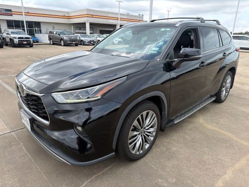 2022 Toyota Highlander Platinum
