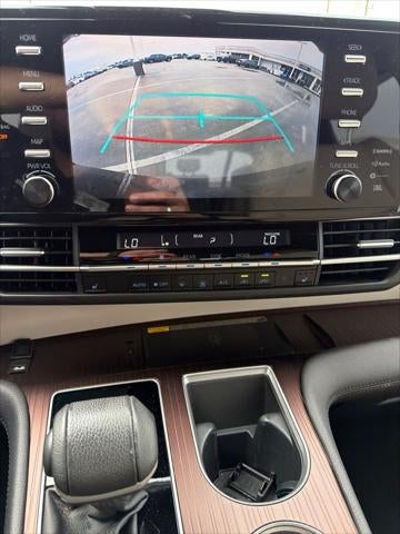 2023 Toyota Sienna XLE 8 Passenger