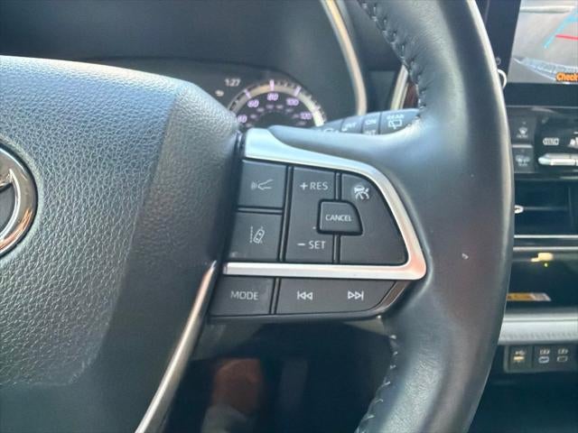 2023 Toyota Highlander Hybrid XLE
