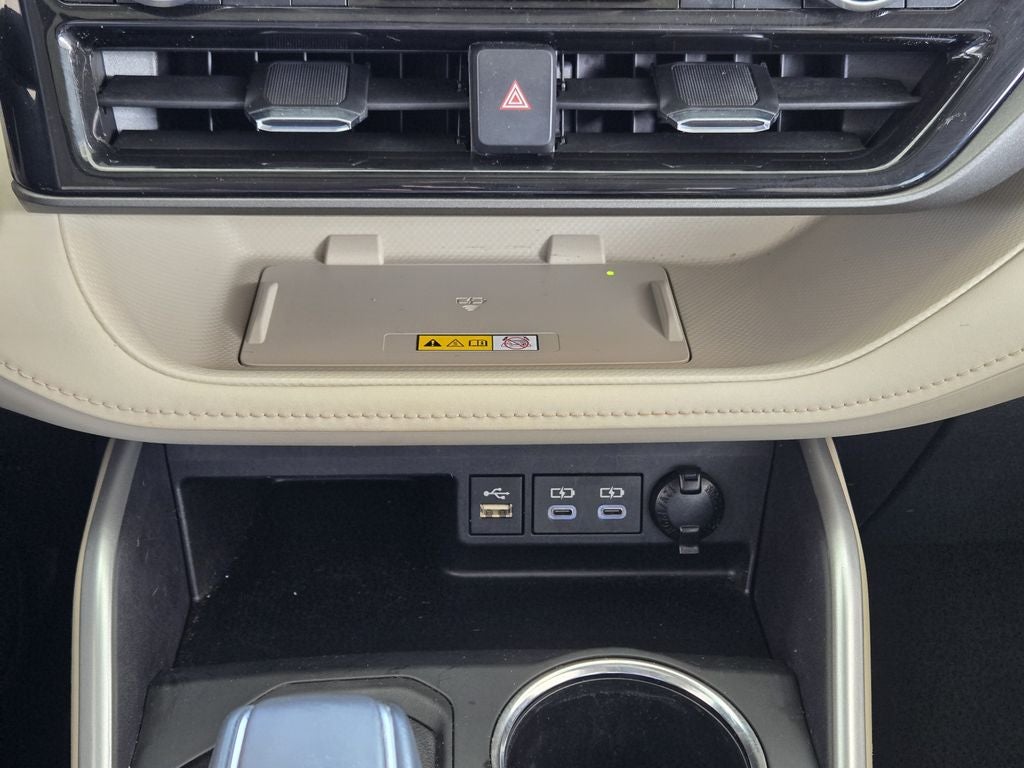 2024 Toyota Highlander Hybrid XLE