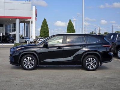 2024 Toyota Highlander Hybrid XLE