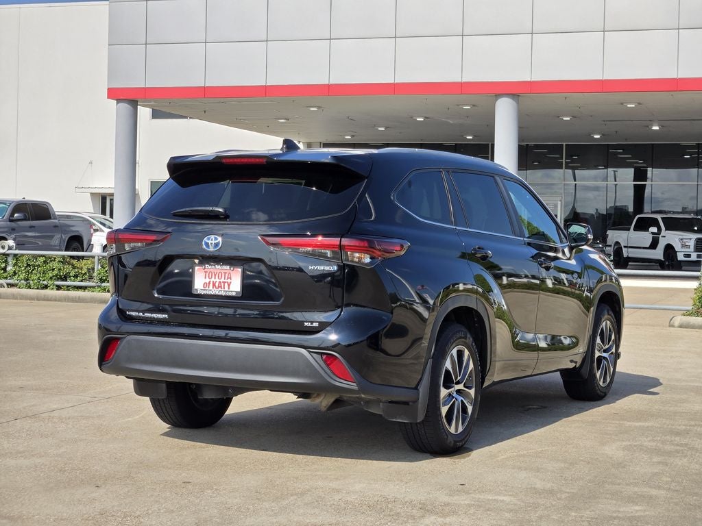 2024 Toyota Highlander Hybrid XLE
