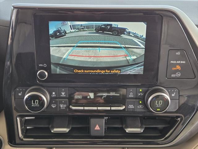 2024 Toyota Highlander Hybrid XLE