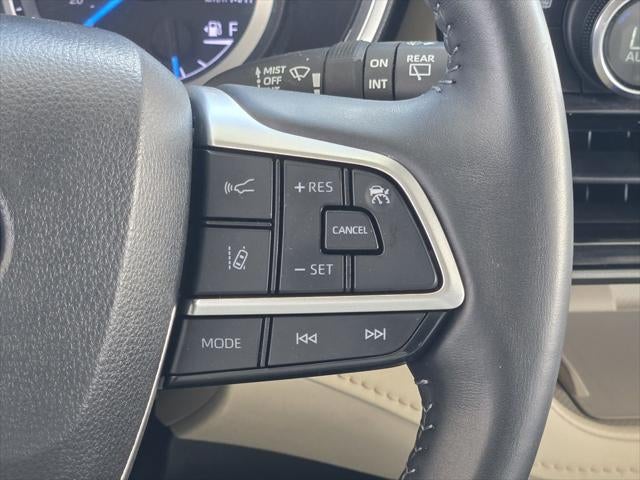 2024 Toyota Highlander Hybrid XLE