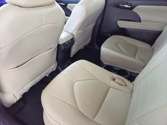 2024 Toyota Highlander Hybrid XLE