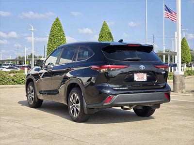 2024 Toyota Highlander Hybrid XLE