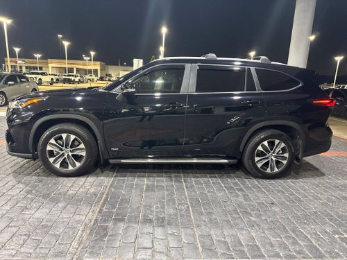 2025 Toyota Highlander Hybrid XLE
