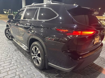 2025 Toyota Highlander Hybrid XLE
