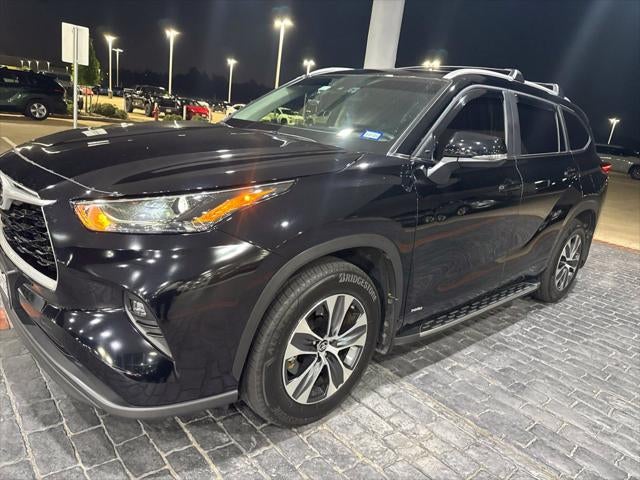 2025 Toyota Highlander Hybrid XLE