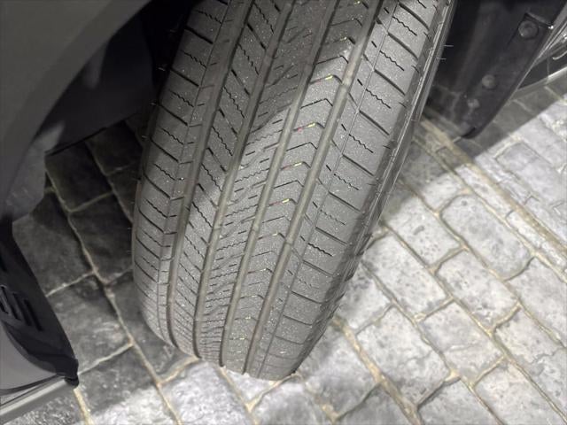2025 Toyota Highlander Hybrid XLE