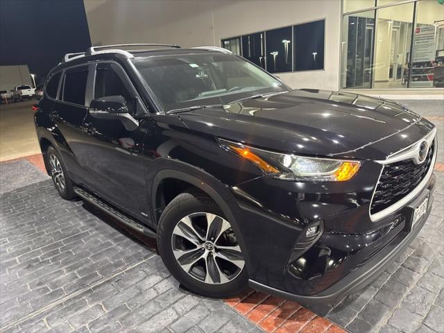 2025 Toyota Highlander Hybrid XLE