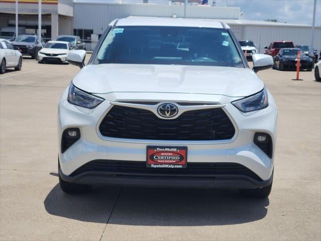 2024 Toyota Highlander LE