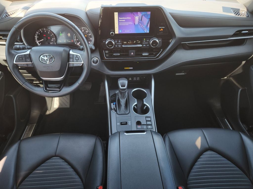2024 Toyota HIGHLANDER XSE