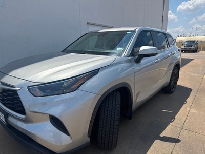 2023 Toyota Highlander L