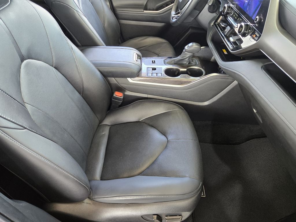 2025 Toyota Highlander Limited