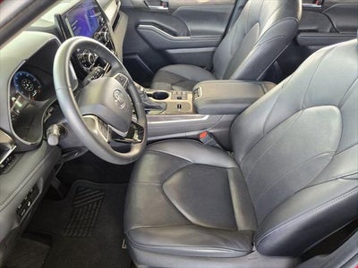 2025 Toyota Highlander Limited