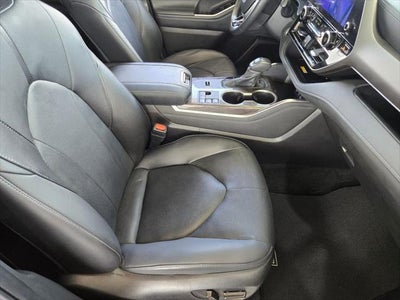 2025 Toyota Highlander Limited